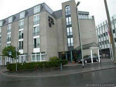 Hotel Plaza Duisburgo Exterior foto