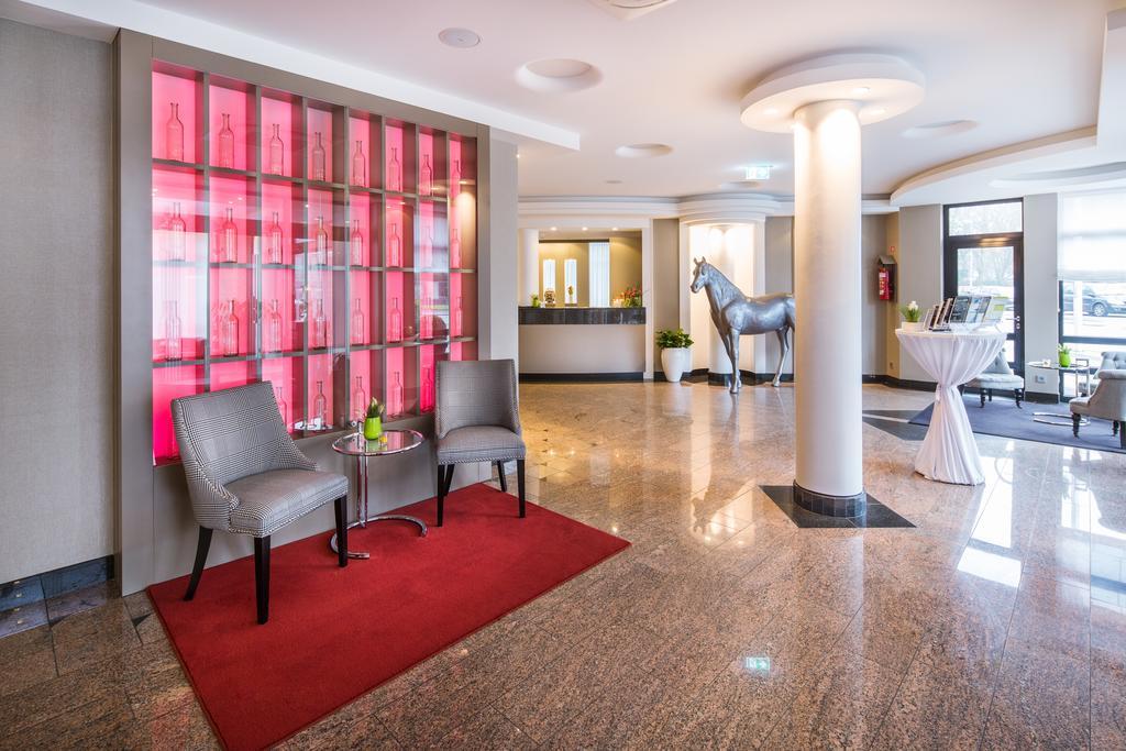 Hotel Plaza Duisburgo Exterior foto